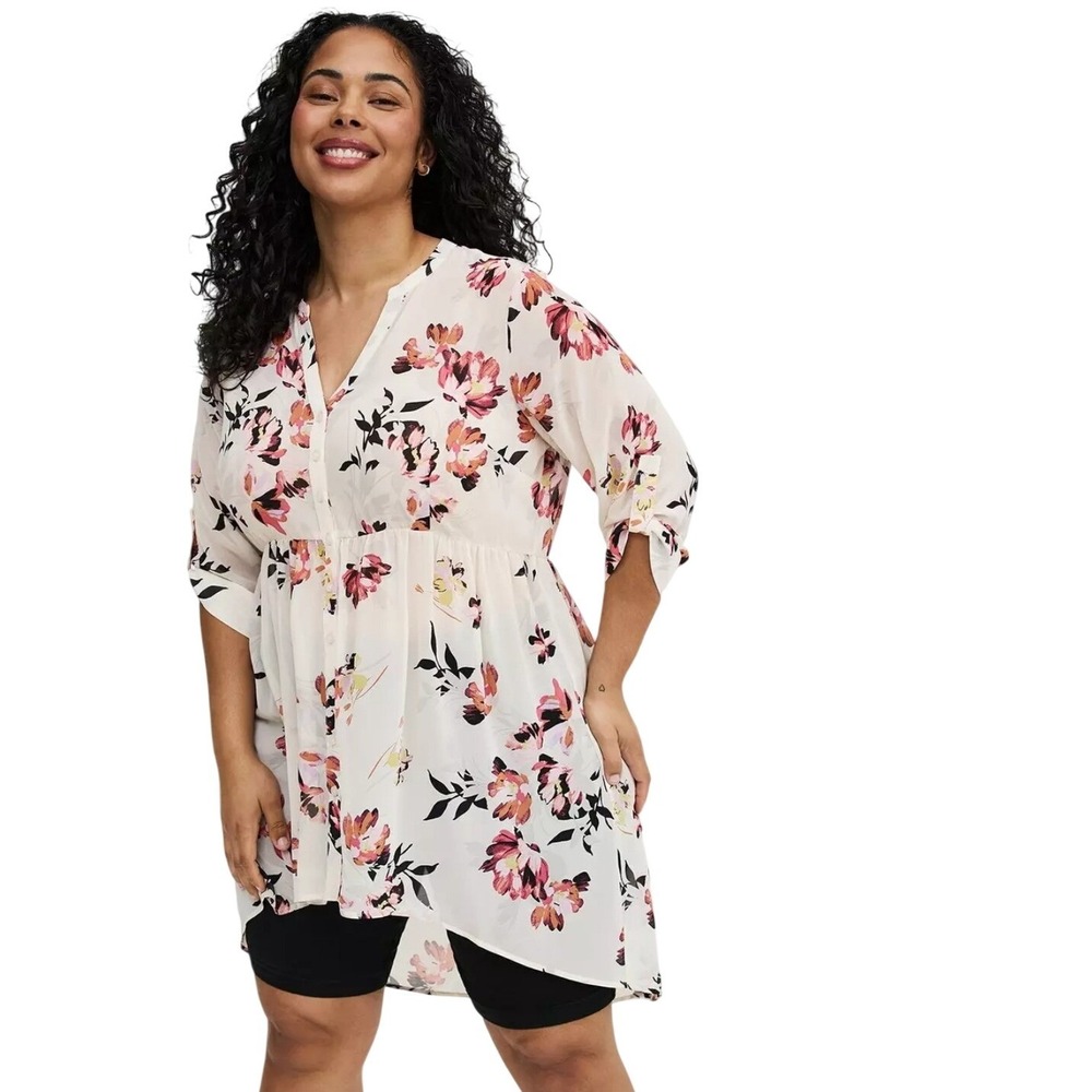 Torrid Lexie Babydoll Hi-Low Floral Tunic Top Cream Pink Plus Size 5 5X